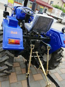 Traktor Bizon XT-20 s frézou a pluhem - 2