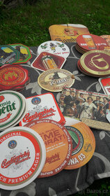 Sbírka pivních tácků okolo roku 2000 - 2