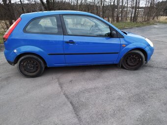 Ford fiesta 1.3i 51kw  r.v 2003 - 2