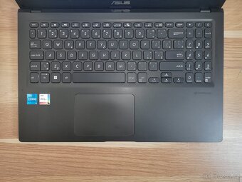 Čtyřjádrový notebook Asus VivoBook X1500E - 2