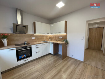 Pronájem bytu 1+1, 35 m², Ostrava, ul. Staňkova - 2