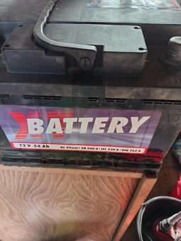 Autobaterii 12v 54ah - 2