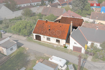 Prodej rodinného domu 391 m2, v Dnešicích - 2
