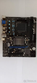 MSI 760GM-P23 (FX) - AM3+ - 2