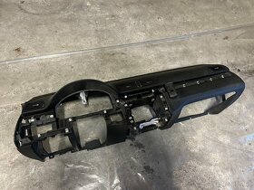 PALUBNÍ DESKA VOLKSWAGEN PASSAT B6 - 2