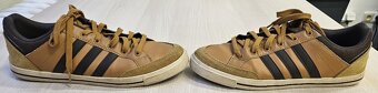 Prodám boty Adidas hnědé velikost 43 - pěkný stav - 2