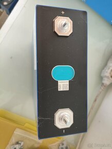 bateriové články lifepo4 EVE LF280K 3,2V / 280 Ah - 2