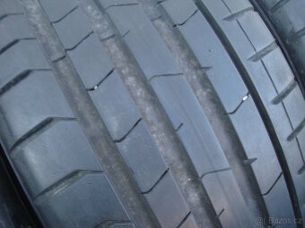 Letní pneu 225/40/19 a 255/35/19 PIRELLI P ZERO RSC 6,5 mm - 2