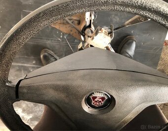 GAZ 24 volant + sloupek - 2
