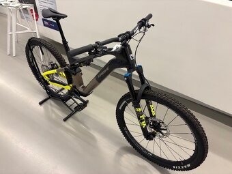 Haibike LYKE CF 11 kola 29" vel.XL gloss carbon sand lime - 2
