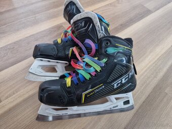 Golmanské, brankářské brusle CCM SUPER TACKS 9370G - 2