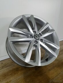 VW Polo VI - 4x orig. ALU disky VW 5x100 R17 - 2