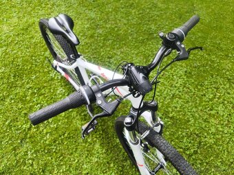 Dětské kolo pro holky Rockrider ST100 vel. S - 2