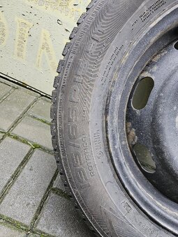 Nokian WR D4 195/65 R15 91, plechové disky - 2