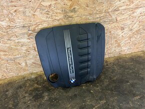 HORNÍ KRYT MOTORU BMW F11/F10 3.0D 220KW BI-TURBO - 2