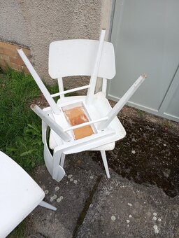 Židle dřevěné - 2