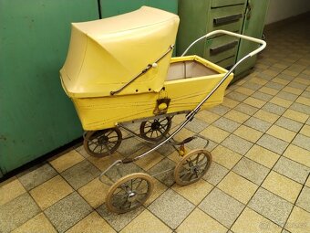 Liberta dětský kočárek pro panenky - 2