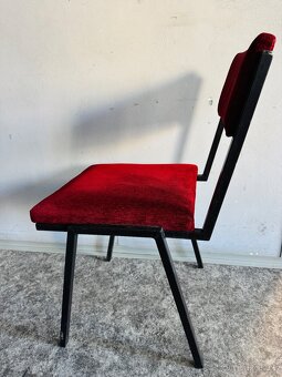 Židle s kovovou konstrukcí - 2