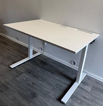 Pracovní / psací stůl 120 x 80 cm - 2