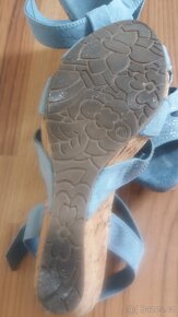 Dámské letní boty na klínku vel. 40 - 2