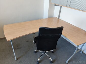 Kancelářský rohový stůl 200x160 cm + Archiv na šanony - 2