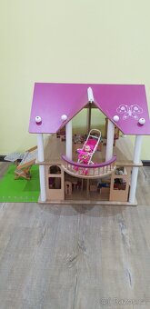 Domeček pro panenky - 2