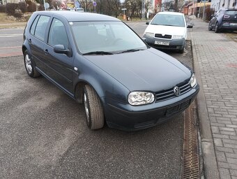 VW Golf 4 - 2