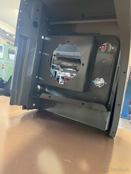 Prodám blatnik na Defender - 2