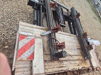 Hydraulické čelo - 2