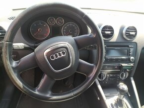 Automobil Audi A3 Sportback - 2