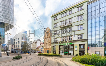 Prodej prostorného bytu 3+1 k rekonstrukci (124m2) v centru - 2
