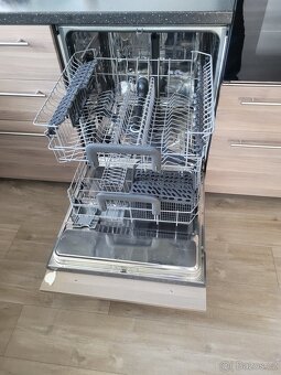 Myčka SKINANDE - IKEA - 2