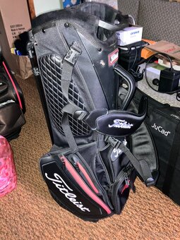 Titleist Tour Series Premium stand bag černá/červená - 2