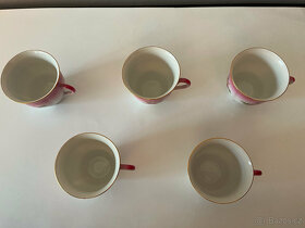 Pět porcelánových šálků - 2