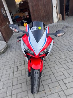 honda CBR 1000 firreblade ra r.v.2014 - 2