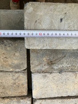 Betonové cihly - 2