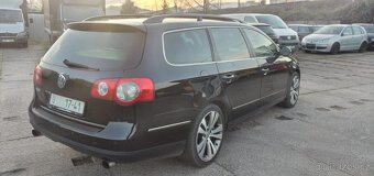 VW Passat 3C var INDIVIDUAL R32 VR6 DSG 1.majitel TOP STAV - 2