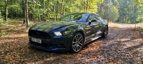 PRONÁJEM VOZU FORD MUSTANG 5.0 GT - 2