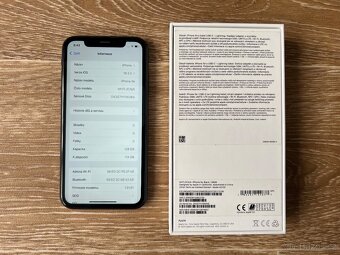 iPhone XR 128GB černý - 2