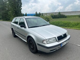 Škoda Octavie 1 1.9 66kw rok:2000 najeto 294 tis, stk 9/25 - 2