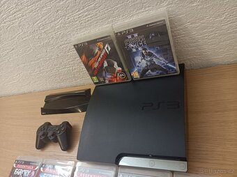 Ps3 Slim (320 GB) se stojanem + 7 her - 2