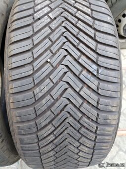 245/40/19 zimní a celorocní pneu 245/40 R19 - 2