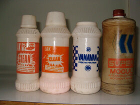 Retro kelímky, lahve, petrolej, vodní sklo, lak na auta atd. - 2