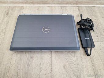 Dell latitude E6420 s podsvícenou klávesnici na filmy inter - 2