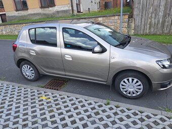 Dacia Sandero 1,2 benzín, super stav - 2