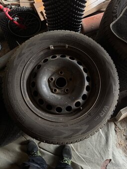 Zimní kola Nokian WRd4 195/65 R15 5x112 - 2