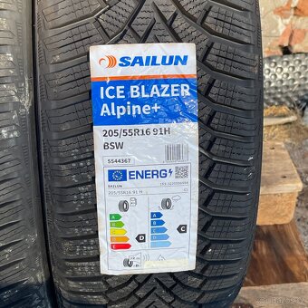 Nove Zimni pneu 205/55 R16 91H Sailun - 2