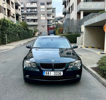 BMW E90 325i - 2