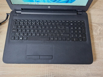 HP 255 G4 15,6" - AMD E1 8GB RAM 500GB disk Win 11 - 2