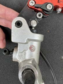 Brzdová pumpa BREMBO, Suzuki Gsxr 750 k6 - 2
